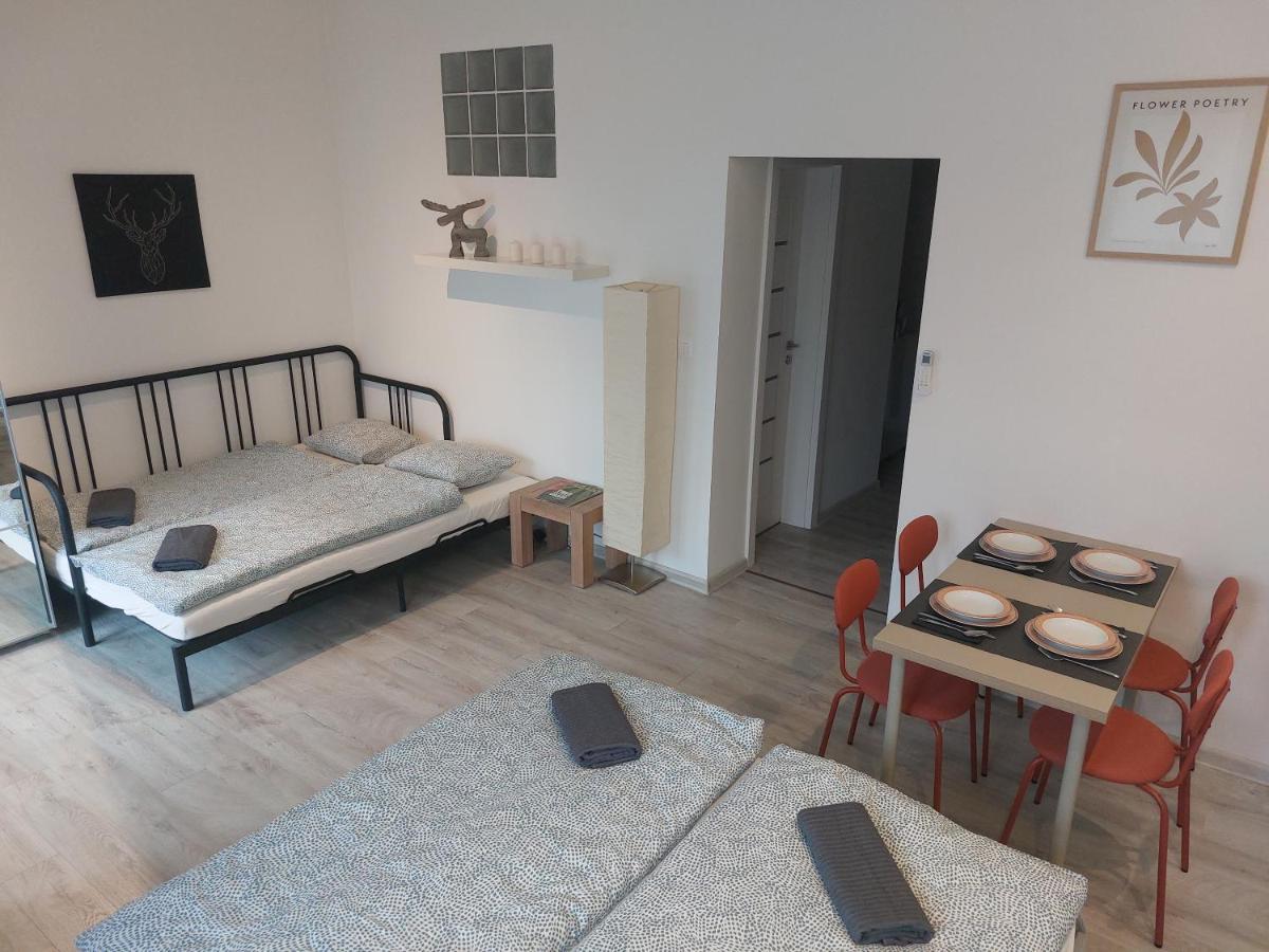 Appartement Utulny Apartman S Balkonom à Bratislava Extérieur photo