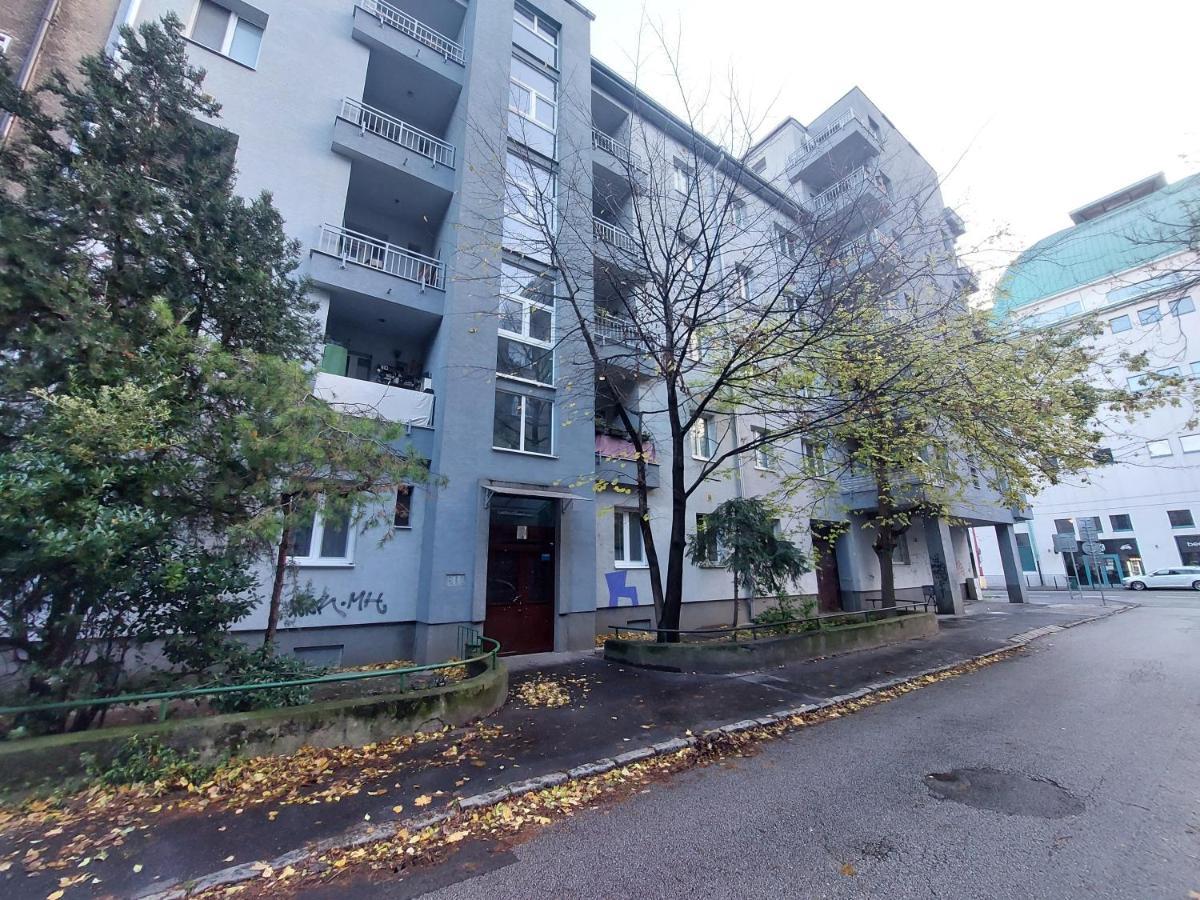 Appartement Utulny Apartman S Balkonom à Bratislava Extérieur photo